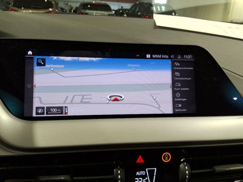 BMW 116 d Aut. LC-Pro LED Navi KeylessGo Camera Klima PDC ... #6