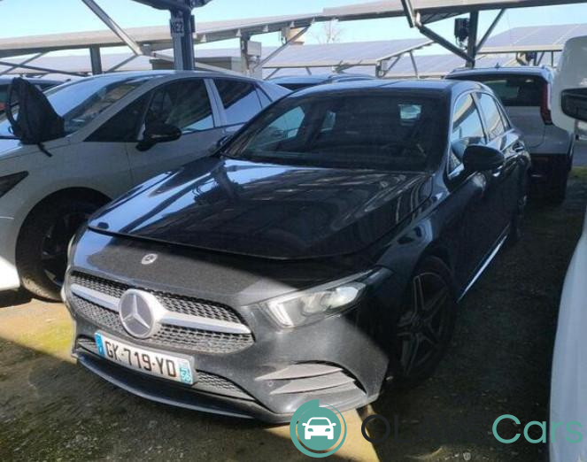 Mercedes A 180 d AMG LED Widescreen Navi Sport-Leather-Alcantara Camera KeylessStart Klima PDC ...