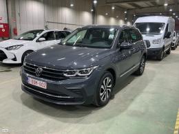 Volkswagen Tiguan 2.0 TDI Active LED-Matrix Virtual CarPlay Navi Camera Klima PDC ...