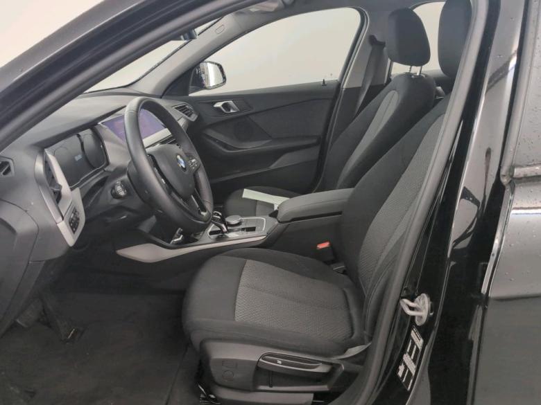 BMW 116 d Aut. LED Navi Klima PDC ... #5