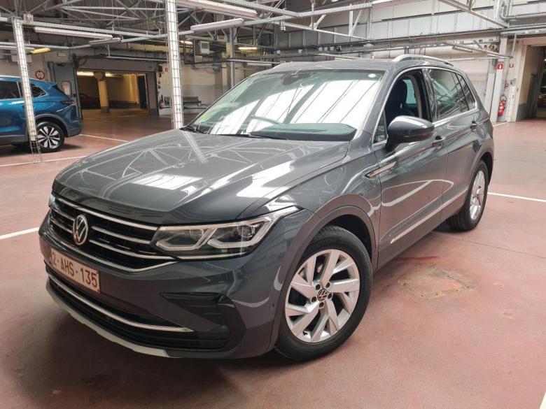 Volkswagen Tiguan 2.0 TDI Elegance Pano LED-Matrix Virtual CarPlay Navi Leather Camera Klima PDC ... #1
