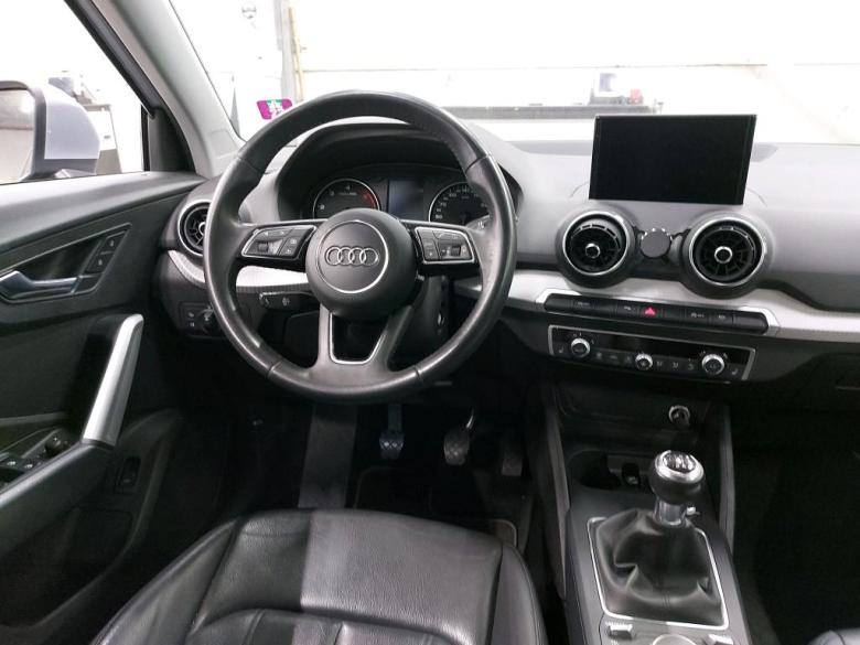 Audi Q2 1.6 TDI S-Line Pano LED Navi Leather Klima PDC ... #3