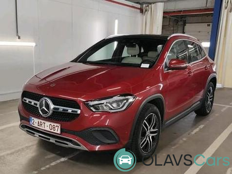Mercedes GLA 200 d Pano Progressive Aut. Widescreen Ambient LED Navi Sport-Leather Klima PDC ...