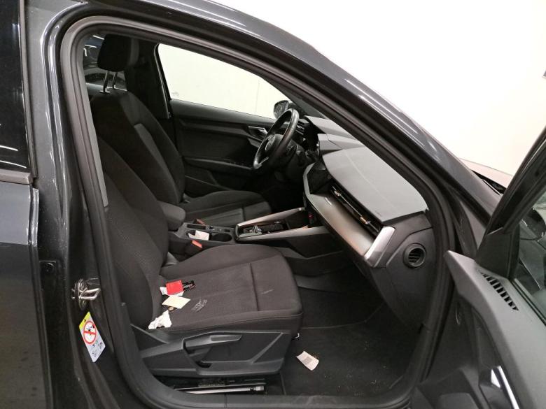 Audi A3 SB 30 TDI Aut. LED Virtual Navi Klima PDC ... #6