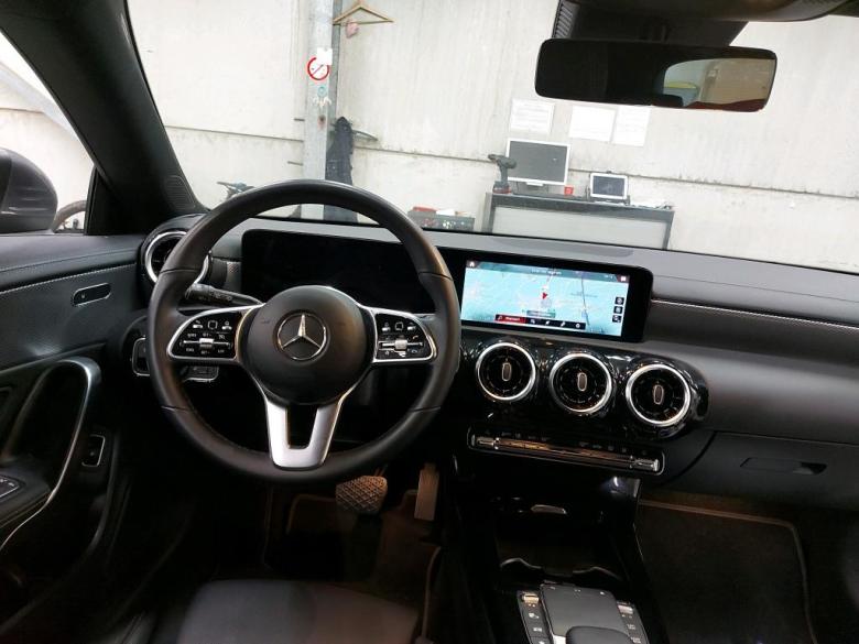 Mercedes CLA 250 e Aut. Progressive LED Widescreen Navi 1/2 Sport-Leather Klima PDC ... #3