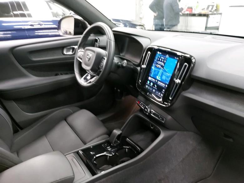 Volvo XC40 Recharge Aut. LED CarPlay Sport-Seats Klima PDC ... #5