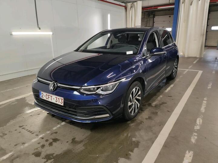 Volkswagen Golf 1.4 E-Hybrid Style Aut. Matrix Navi CarPlay Sport-Leather-Alcantara Klima PDC ... #1