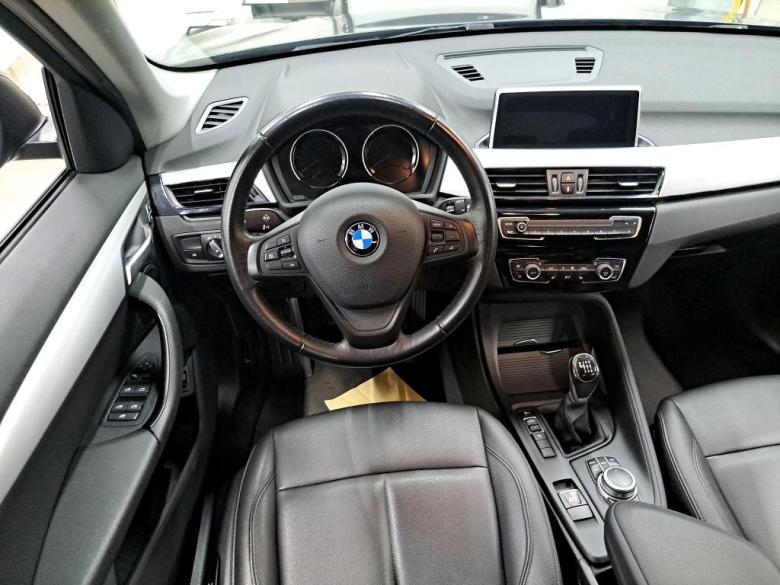 BMW X1 sDrive16d Navi Leather Klima PDC ... #3