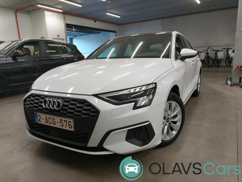 Audi A3 SB 40 TFSI Hybrid Aut. Pano Matrix Virtual Leather Navi Klima Camera PDC ...